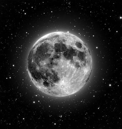 full moon sways...........on my way.....